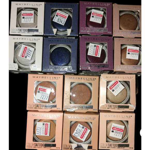 14 Maybelline color tattoo eyeshadow #54